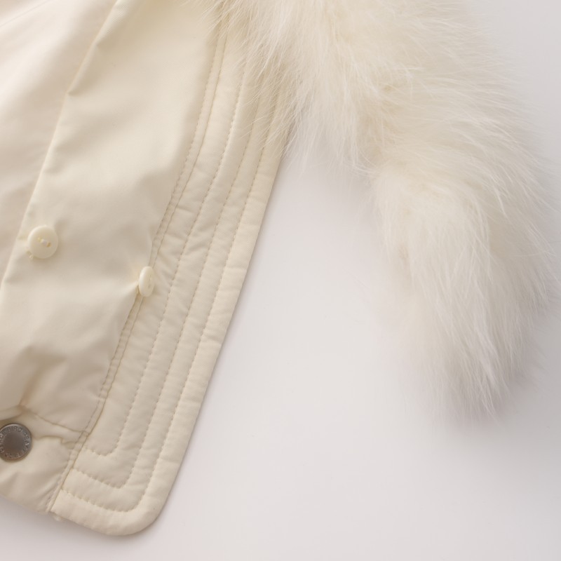 باركا نسائية فاخرة مُبطَّنة بالريش - معطف شتوي مع حافة فرو قابلة للإزالة وخصر مشدود