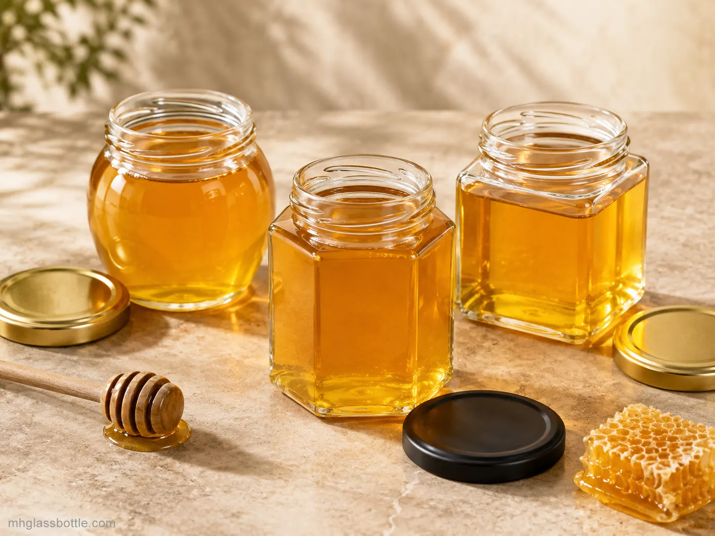 Wholesale glass jars for honey packaging with metal lids.webp