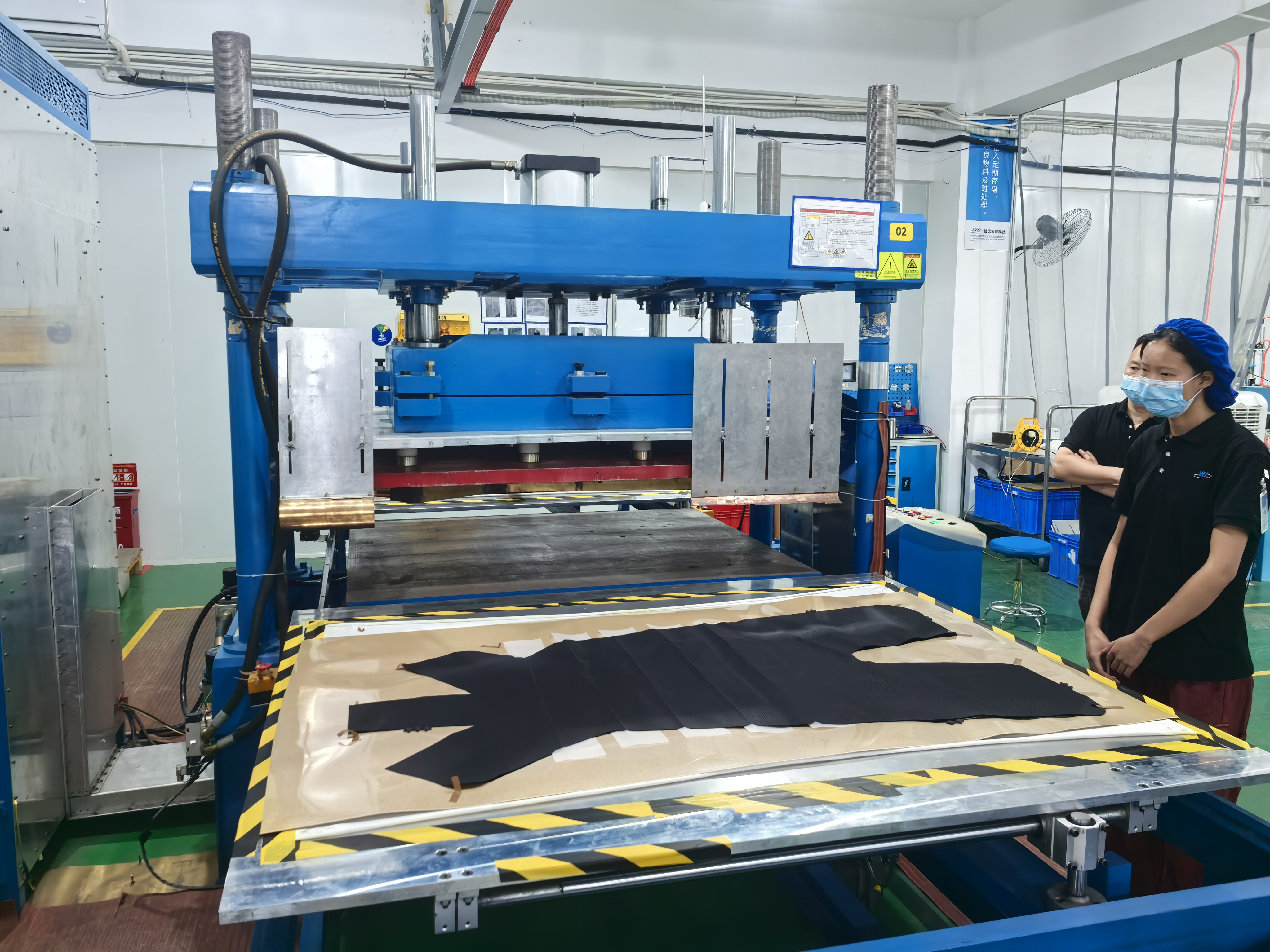 High-Frequency Pressing of Sleeve