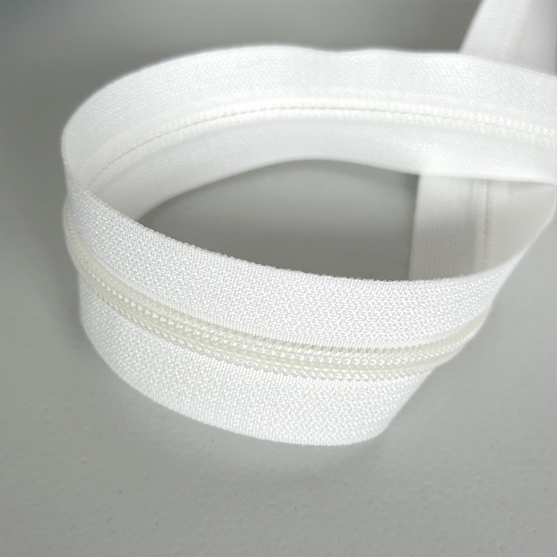 Wejoy Wholesale #5 Nylon Closed Zipper Custom Colors Clothing Apparel Fashion Factory Supply Durable Coil Zipper for Bags Jeans Jackets Sewing Accessories