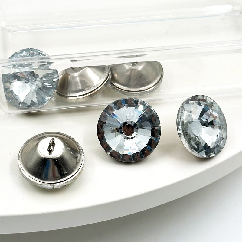 Accessori per divani Wejoy: fibbia-bottone decorativa a forma di girasole con cristalli diamantati da 32 mm