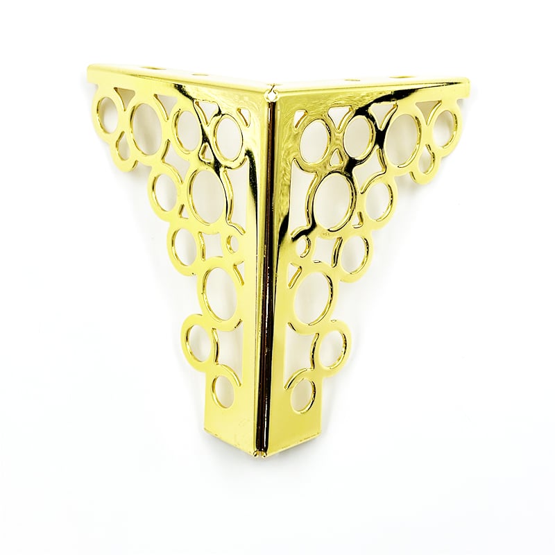 Accessori per mobili all’ingrosso Wejoy: gambe per divani e armadi in ferro metallico con intaglio a traforo
