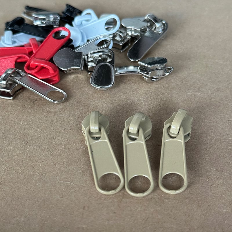 Cerniera a spirale in nylon Wejoy all’ingrosso | Testina per cerniera fai-da-te per cucito, borse e abbigliamento | Ricambi per cerniere con blocco automatico | Produttore su misura (OEM)