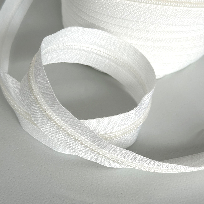 Wejoy Wholesale #5 Nylon Closed Zipper Custom Colors Clothing Apparel Fashion Factory Supply Durable Coil Zipper for Bags Jeans Jackets Sewing Accessories