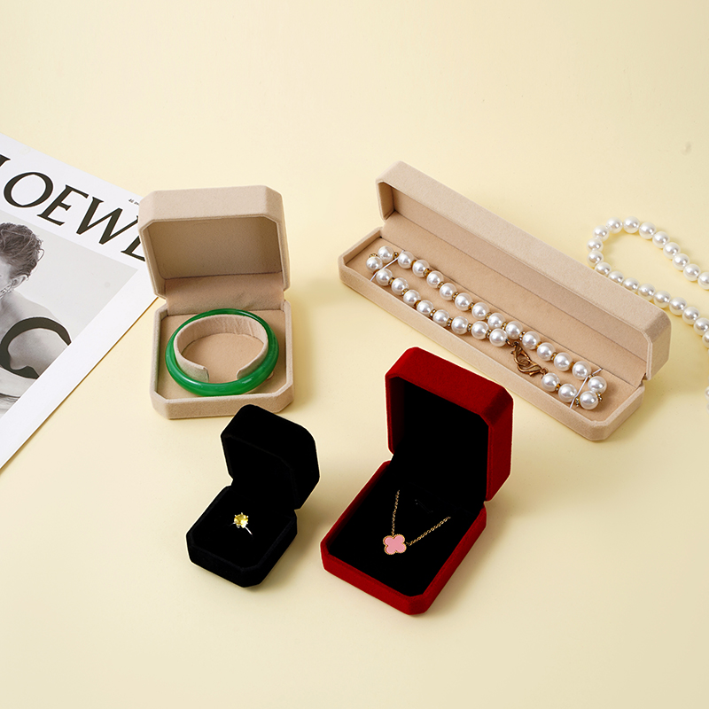 개인용 및 상업용 애플리케이션을 위한 다기능성