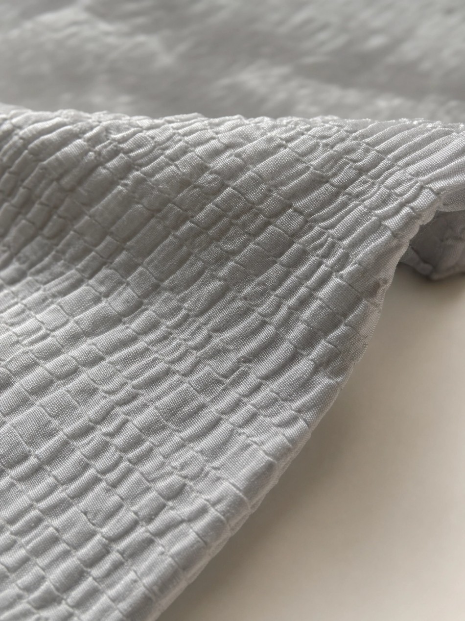honi-grey-seersucker-fabric-texture-macro-7.jpg