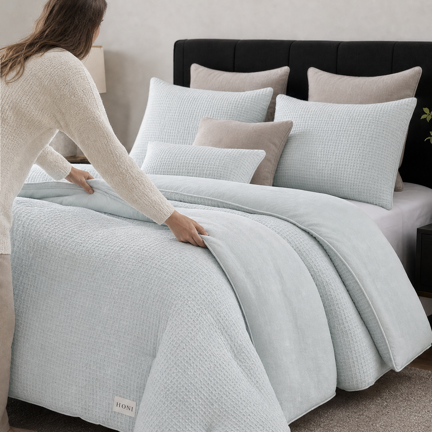 HONI Waffle Dyed Comforter 8-Piece Set – Soft, Stylish & Retail-Ready Bedding for Global Markets