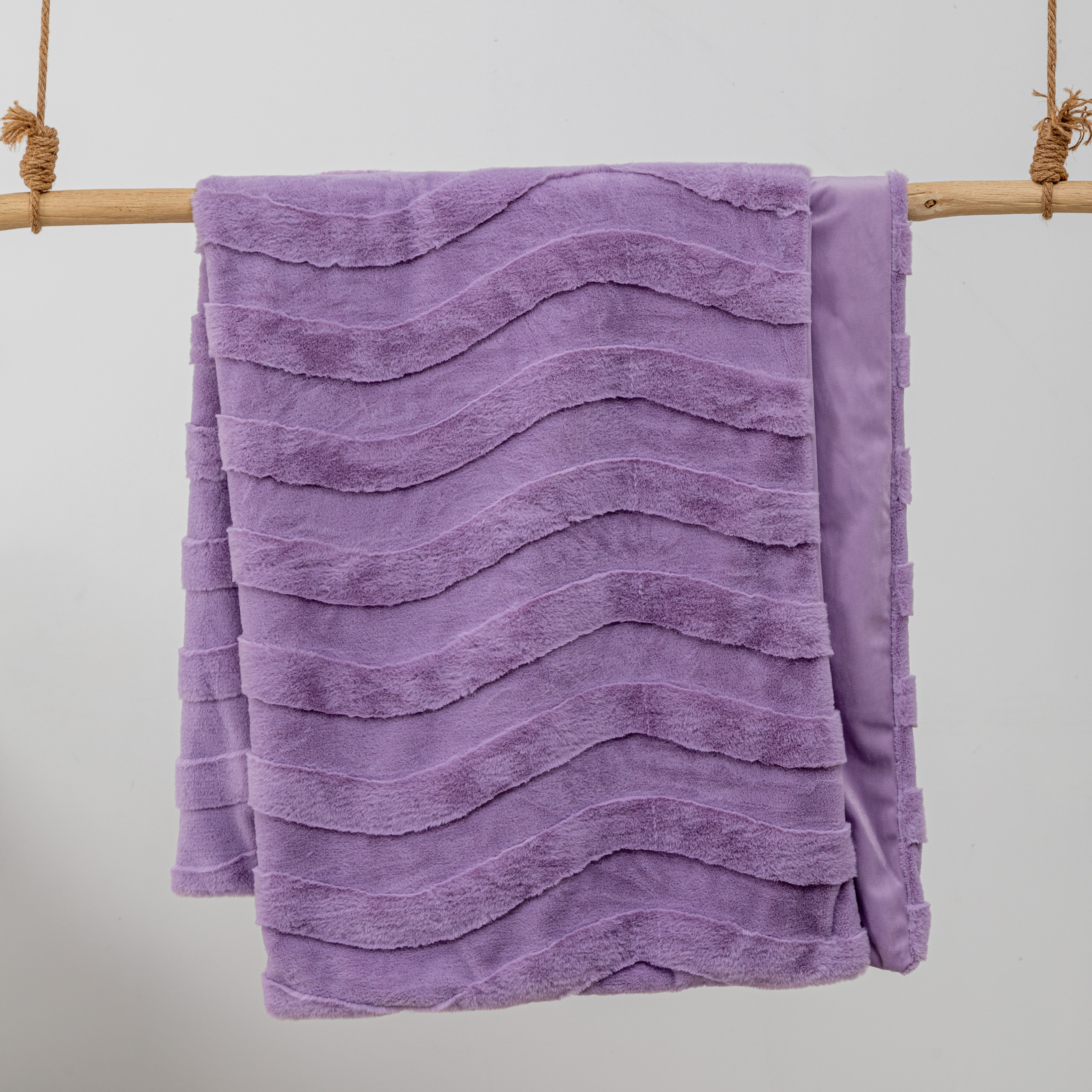 350gsm Dyed Jacquard Rabbit Fur Blanket–Ultra-Soft Plush Throw for Couch, Bed, or Travel