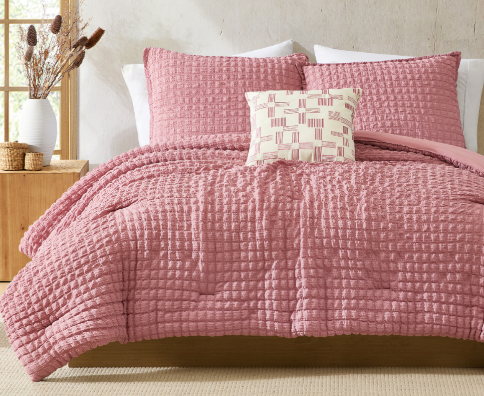 honi-rose-pink-seersucker-bedroom-stripe-pillow-7.png