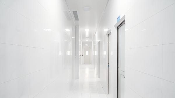 modular-cleanroom-wall-system.jpg