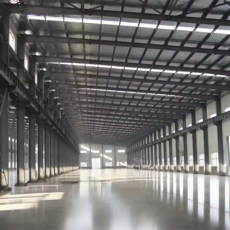 ما هي الميزات الرئيسية للمباني الفولاذية الجاهزة الحديثة؟