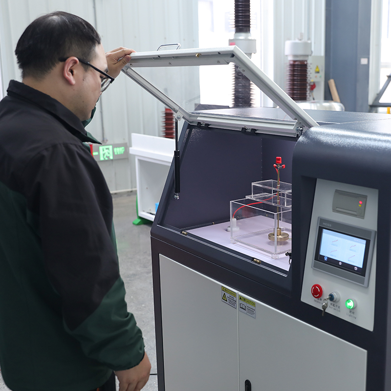 Soluzioni avanzate per tester della tensione di rottura per le esigenze industriali