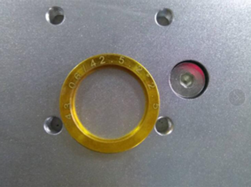 Desktop Fiber Laser Marker for Precision Metal Engraving factory