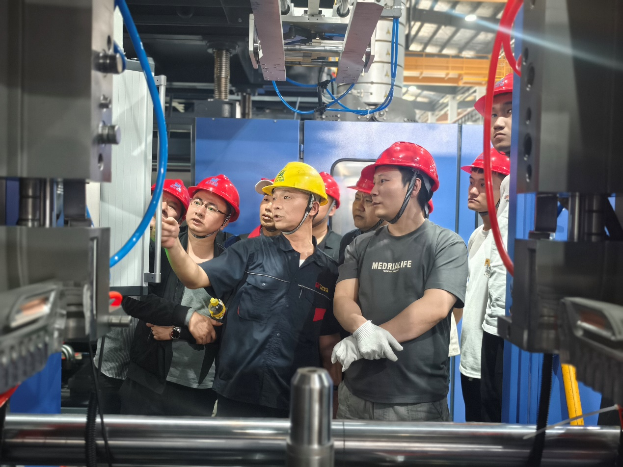 Tongda machinery Leads the Development of China's First Industry Standard for All-Electric Extrusion Blow Molding Machines