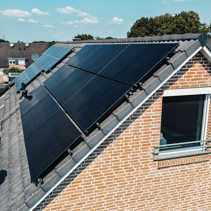 Seamlessly Install Hybrid Solar Energy