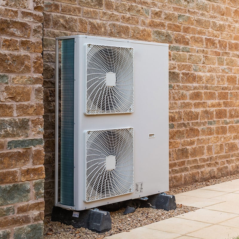 Eco-Friendly Heating Solutions with Solar Heat Pumps