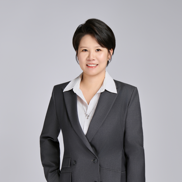 Lynne Zhong
