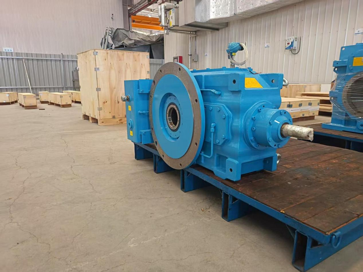 High-power Bevel-Helical Industrial Gear Reducer