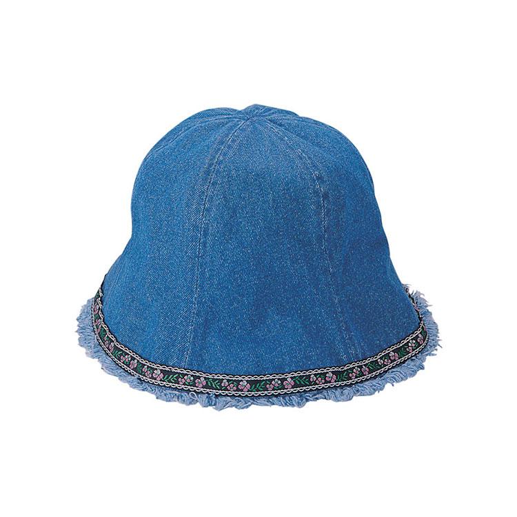 Premium Custom 7879B Denim Cloche Hat s cvjetnom trake i frayed Edge zvonolike modne kape za ljetni stil i promotivni brend