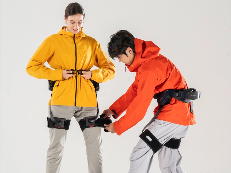 Přehled exoskeletu pro podporu chůze