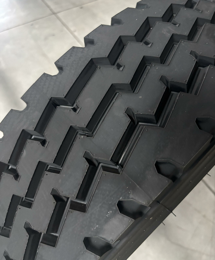 Advanced Tread Technology para sa Pinakamataas na Pagkakahawak sa Panahon ng Taglamig