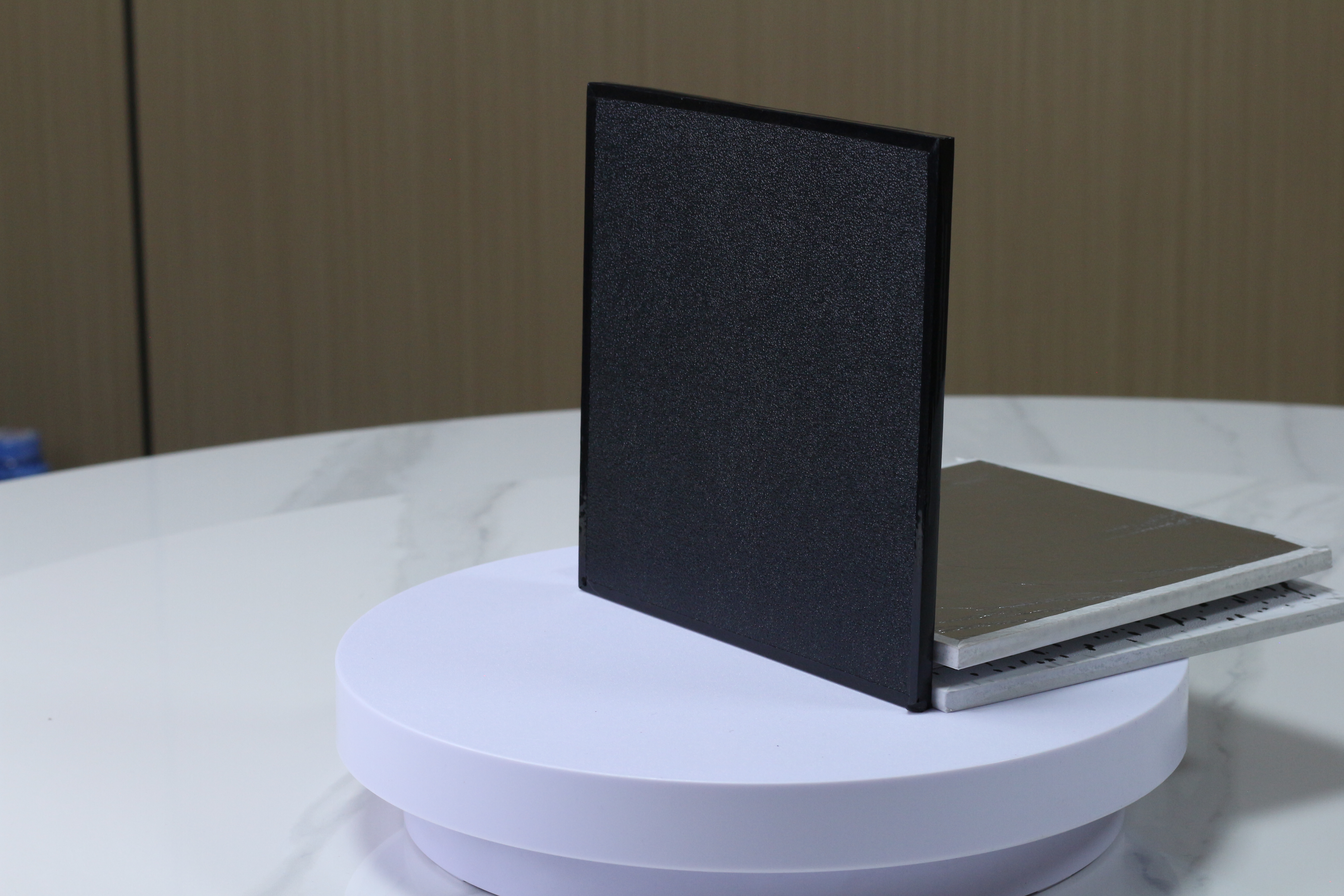 Kahanga-hangang Kalidad at Versatilidad ng PVC Laminated Gypsum Tile
