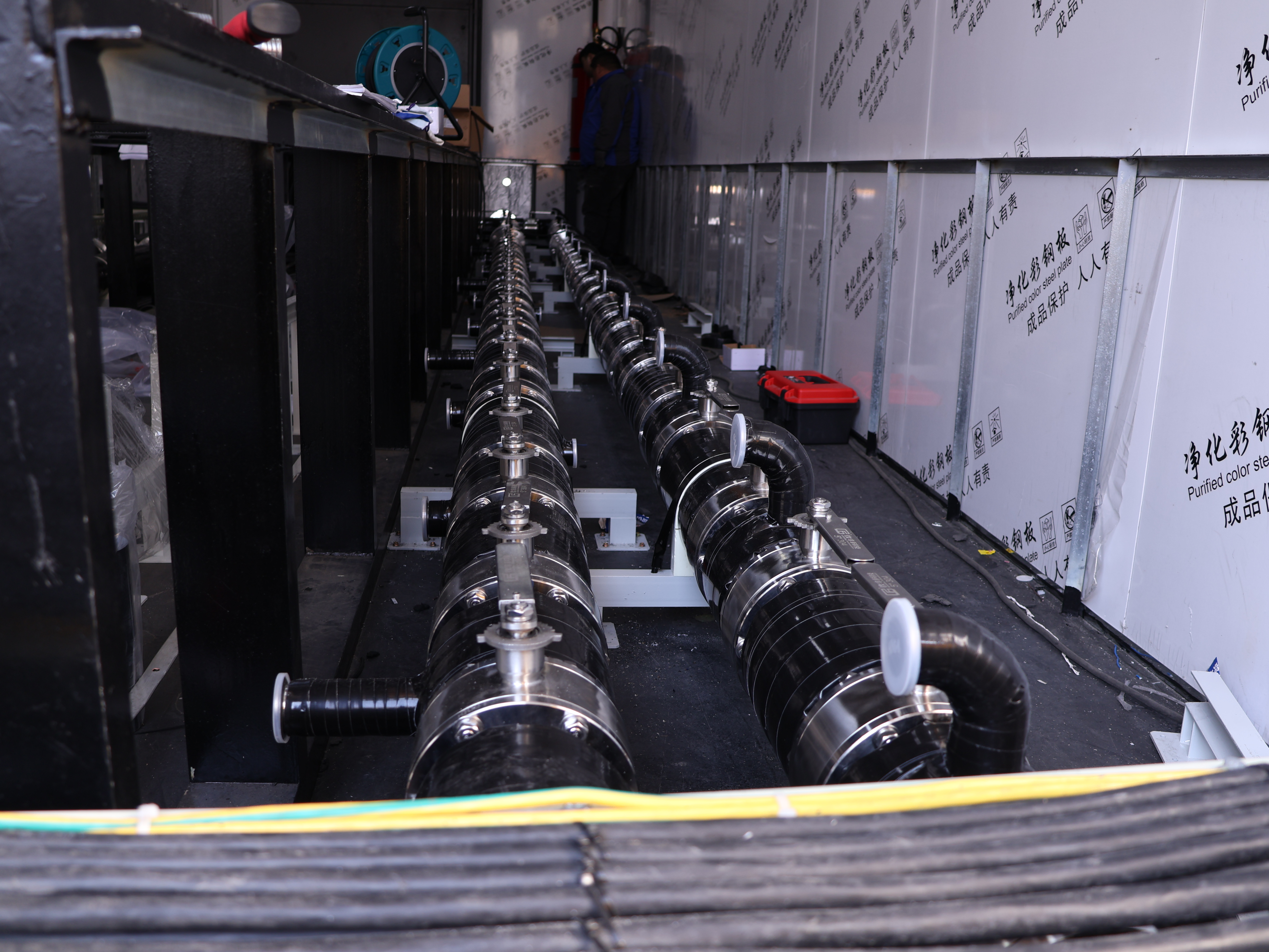Advanced Liquid Cooling Solutions for Data Centers