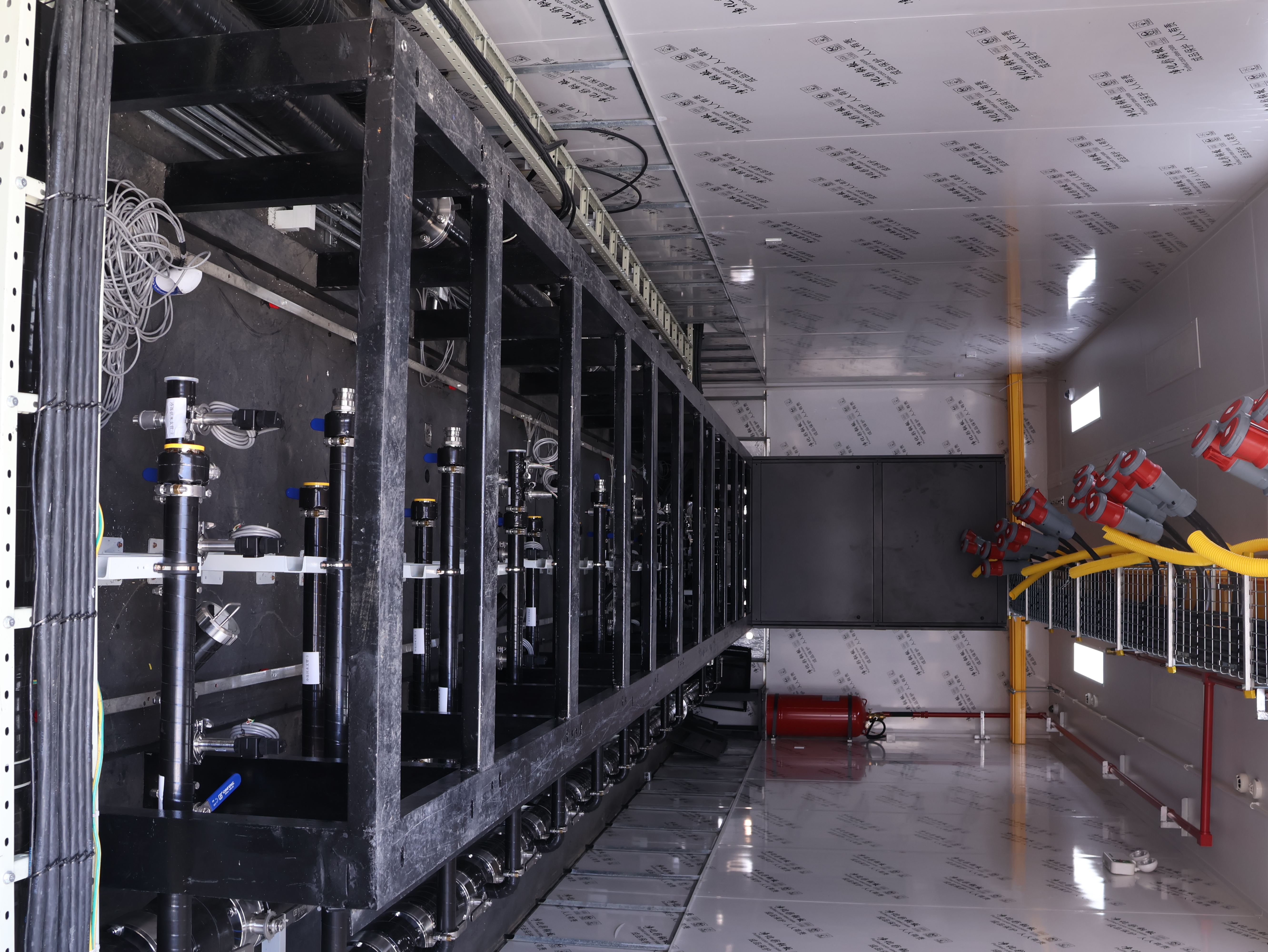 Advanced Data Center Water Cooling System for Optimal Efficiency