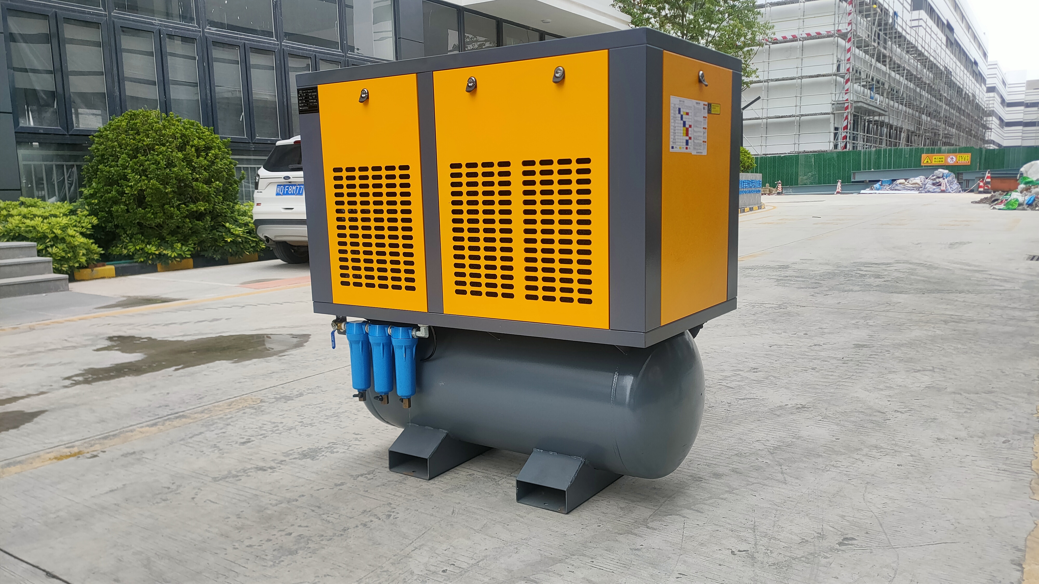 What Common Issues Do Users Face with Rotary Screw Compressors?