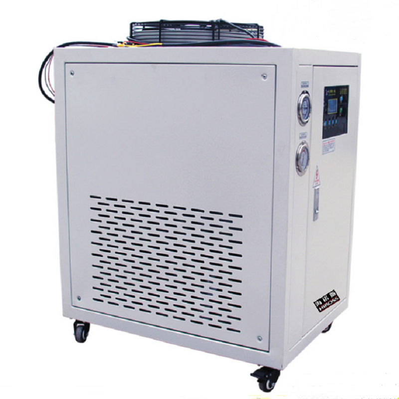 What are the Benefits of Using a Cycling Refrigerated Air Dryer in Industrial Applications?