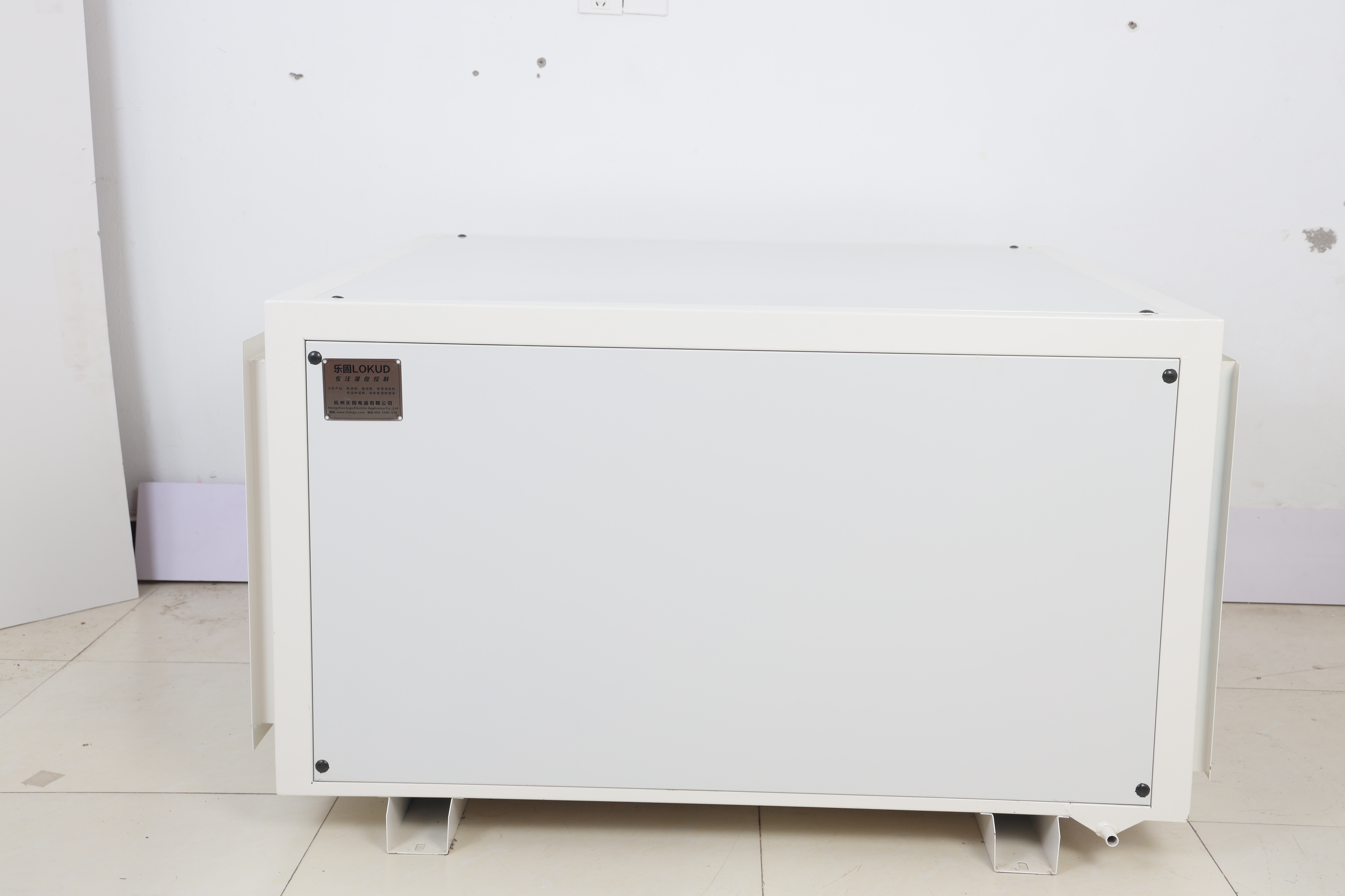 What Are the Top Features of Air Dehumidifiers That Attract Wholesale Buyers?