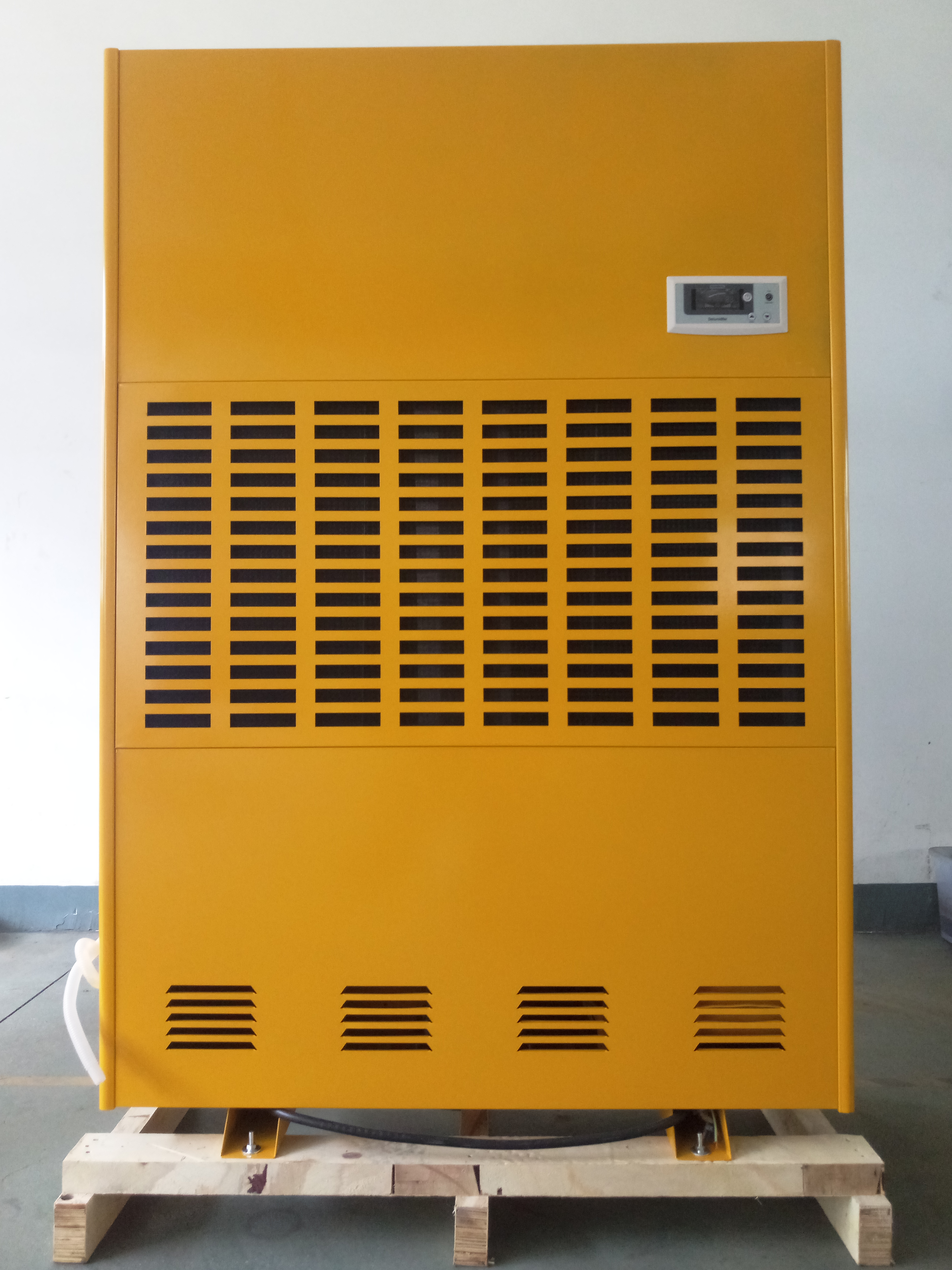 What Features Should You Look for When Buying Desiccant Dehumidifiers in Bulk?