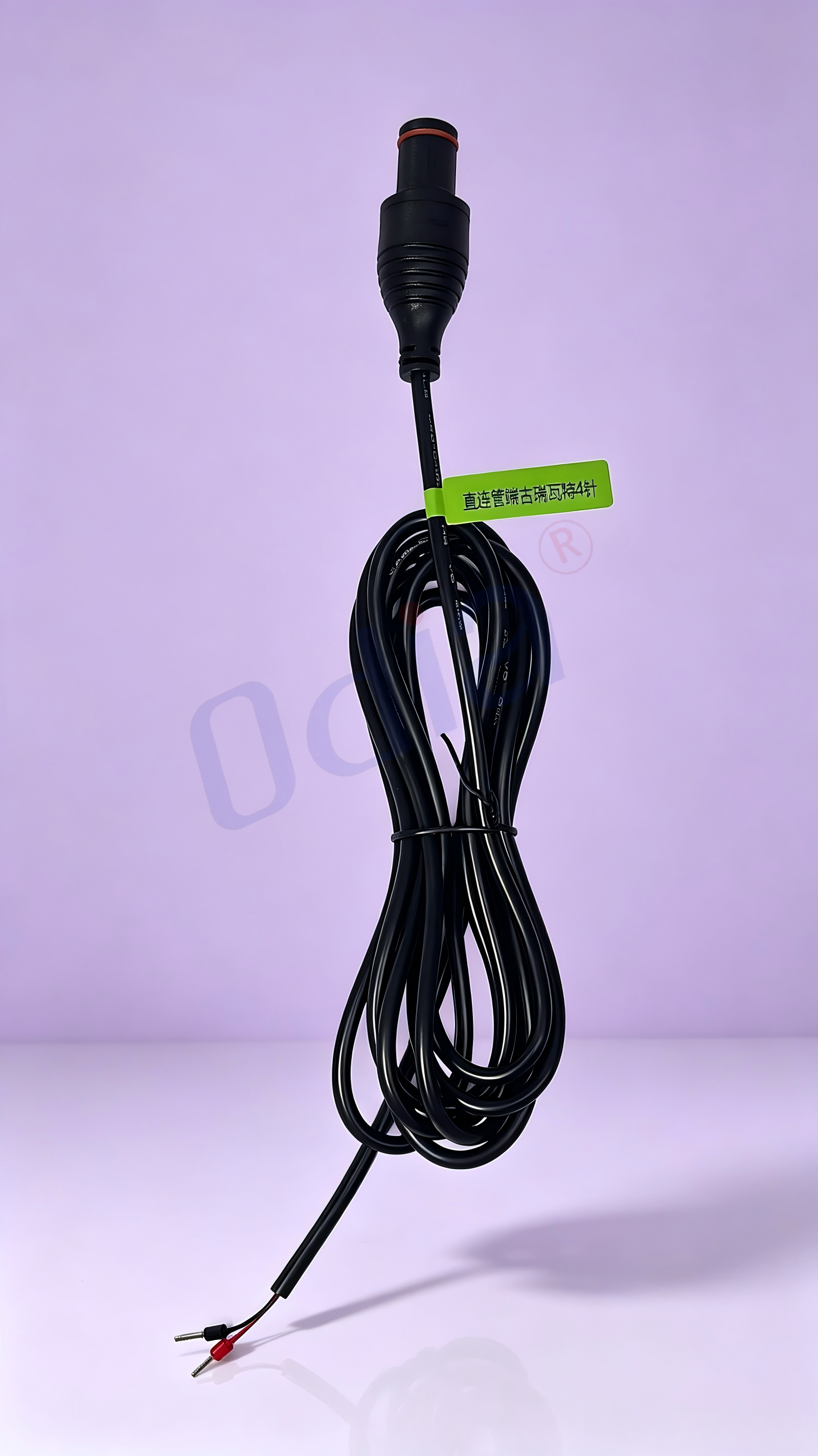 PV & energy storage cable, with Growatt 4-pin male connector at one end (1).png