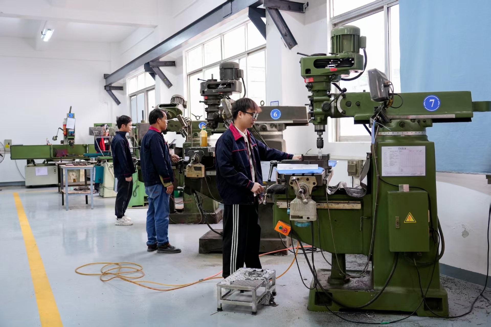 In 2026, the factory expanded production and relocated to Odia Industrial Park, No.5 Wutai Road, Shutian, Humen Town, Dongguan City. Meanwhile, the company was awarded the title of Specialized, Refined, Differential & Innovative SME.