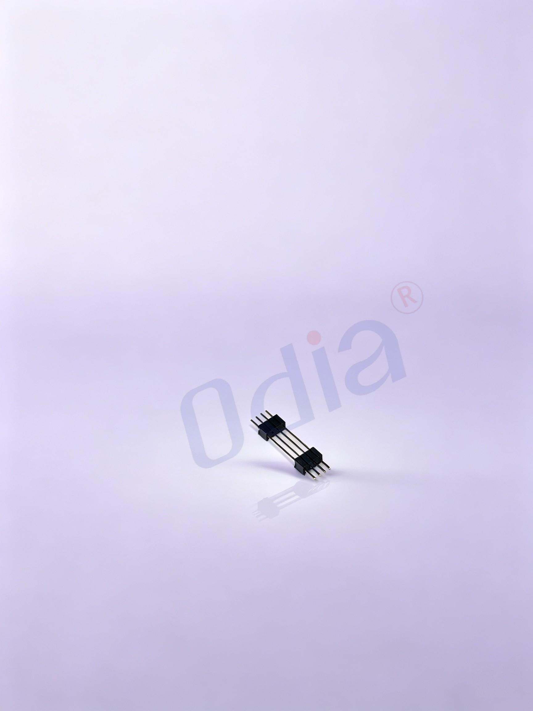 Přímý kolík s čtvercovým otvorem, 1,27 × 2,5 mm, jednořadý, 1 × 4P, dvouvrstvý plastový izolátor, orientace 180°