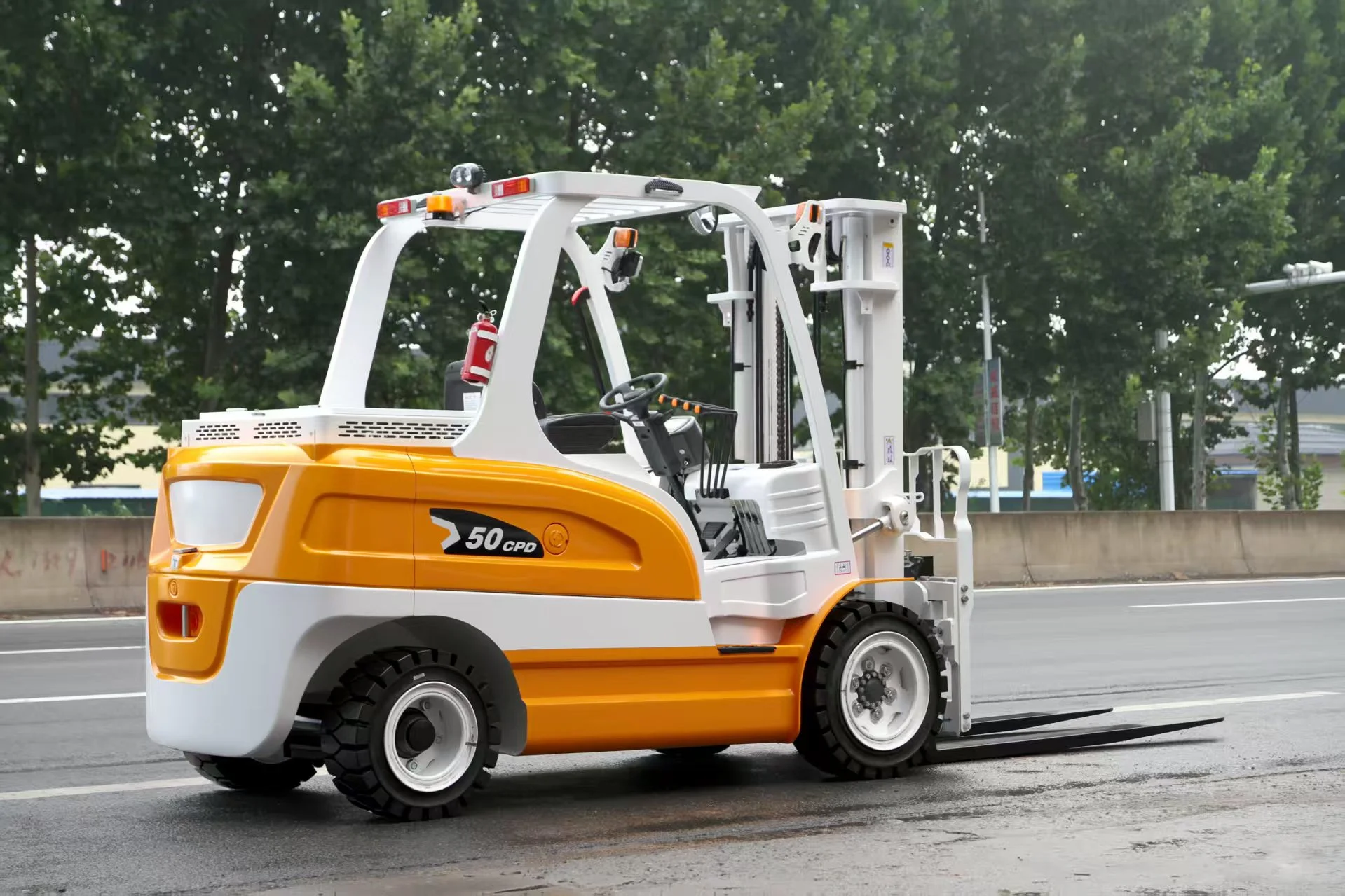 Leading Electric Forklift Suppliers for Global Markets