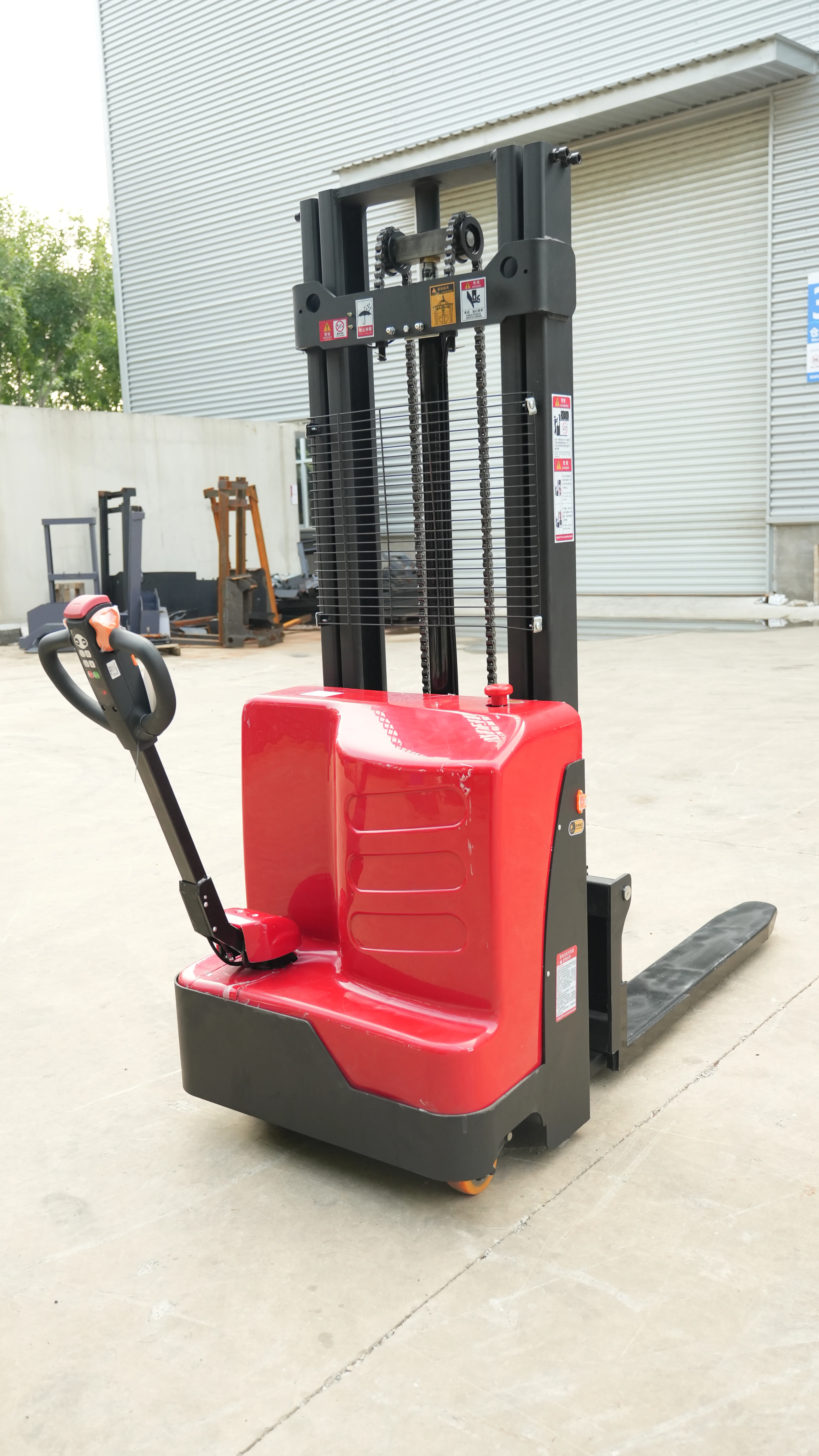 High-Quality Forklift Walkie Stackers for Efficient Material Handling
