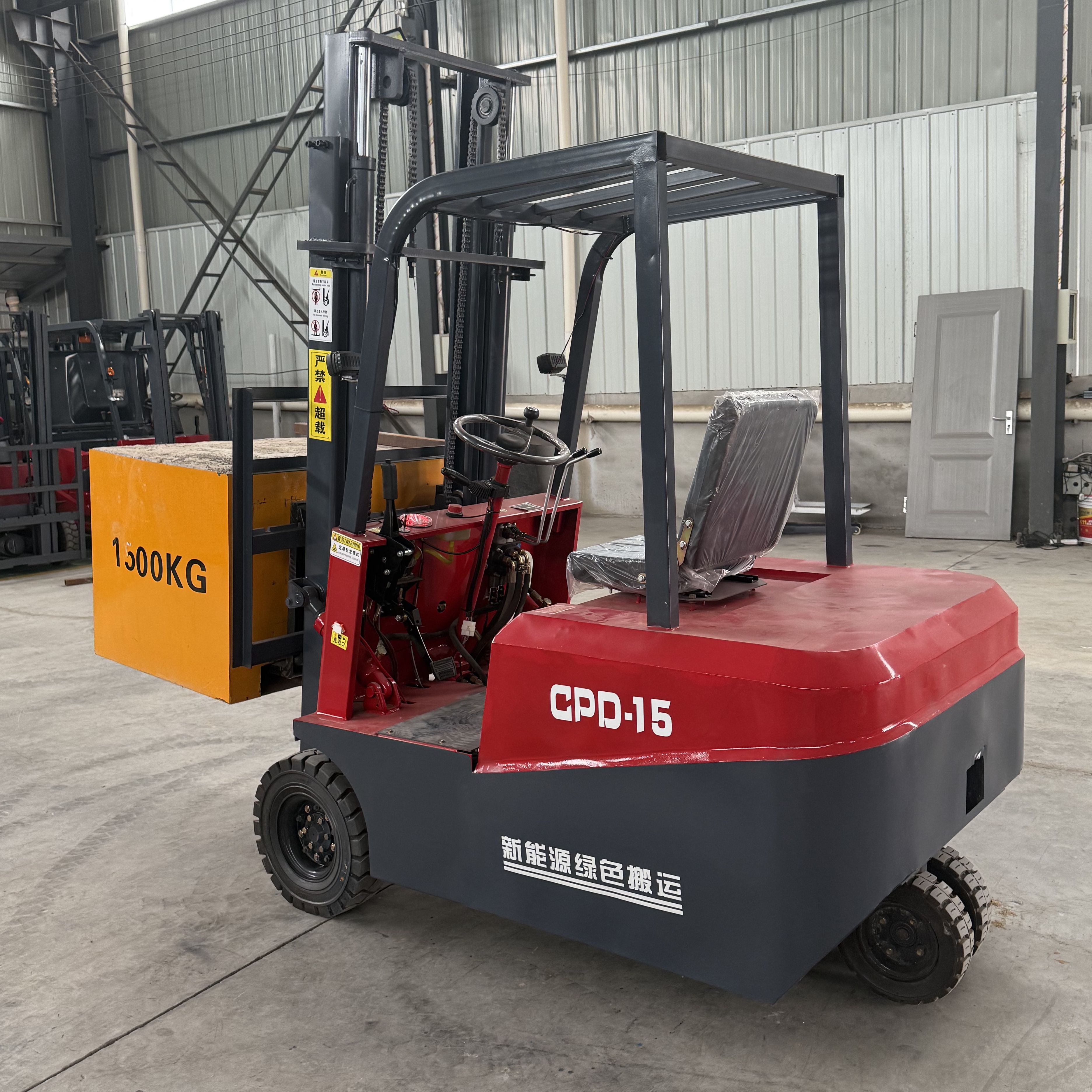 Reliable Small Electric Forklift Supplier for Global Markets