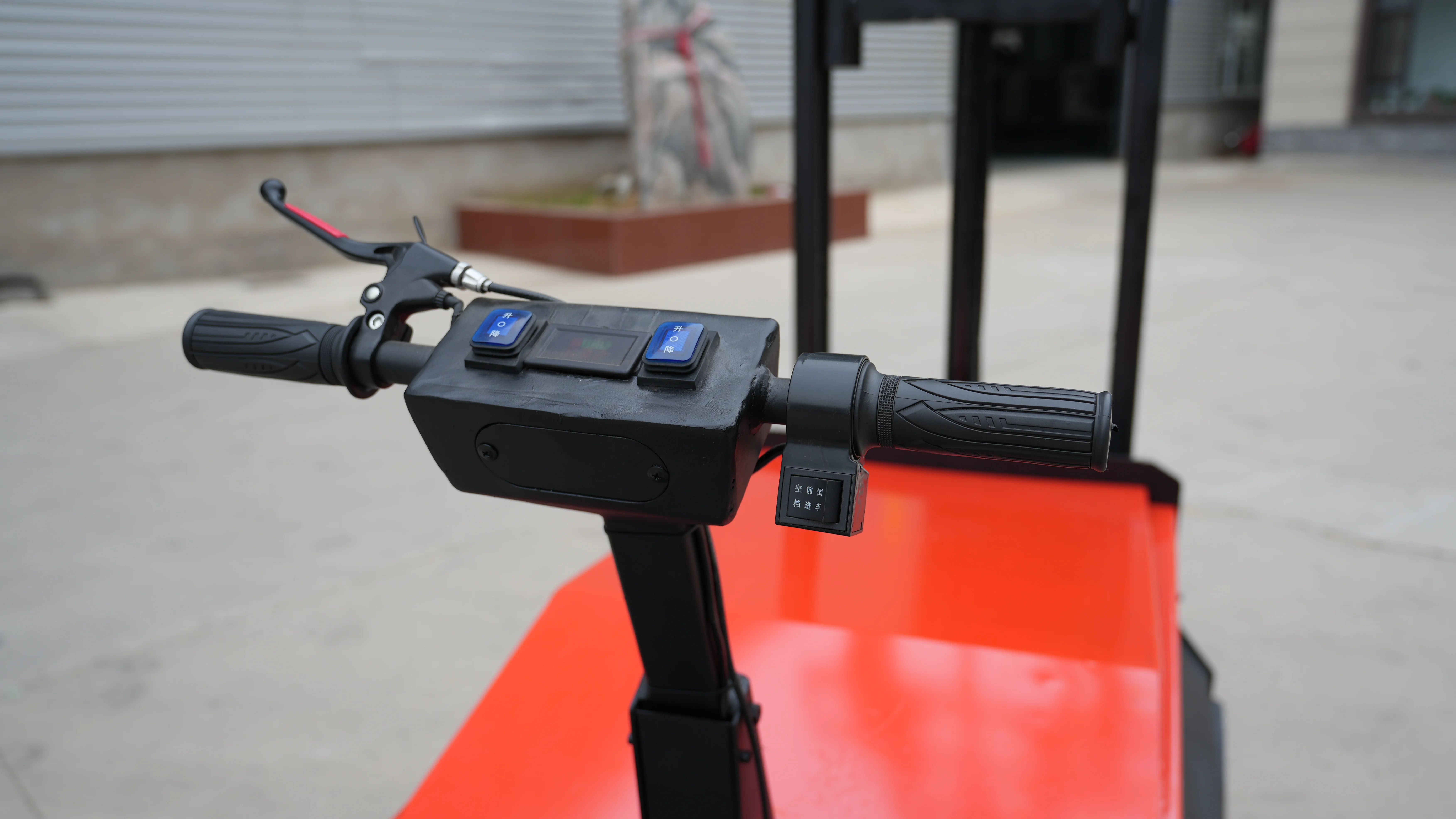 1.5 Ton Electric Three Wheel Counterbalance Forklift