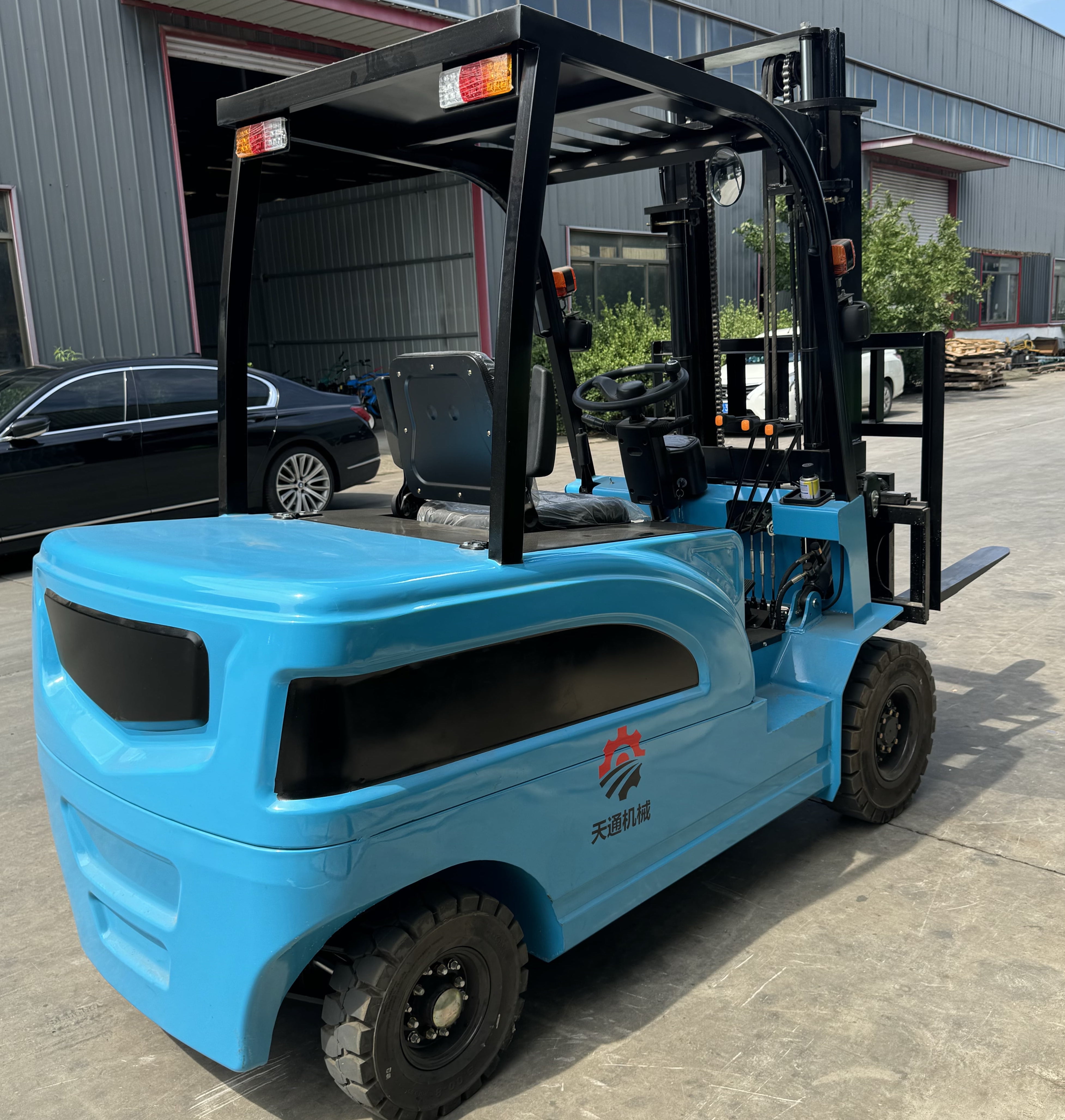 Jelajahi Harga Terbaik untuk Forklift Elektrik 3 Tan di China
