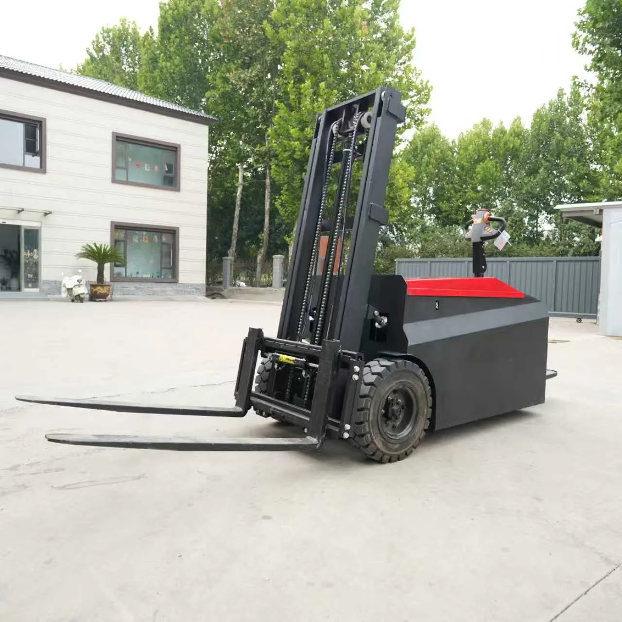 2 Ton Electric Three Wheel Counterbalance Forklift