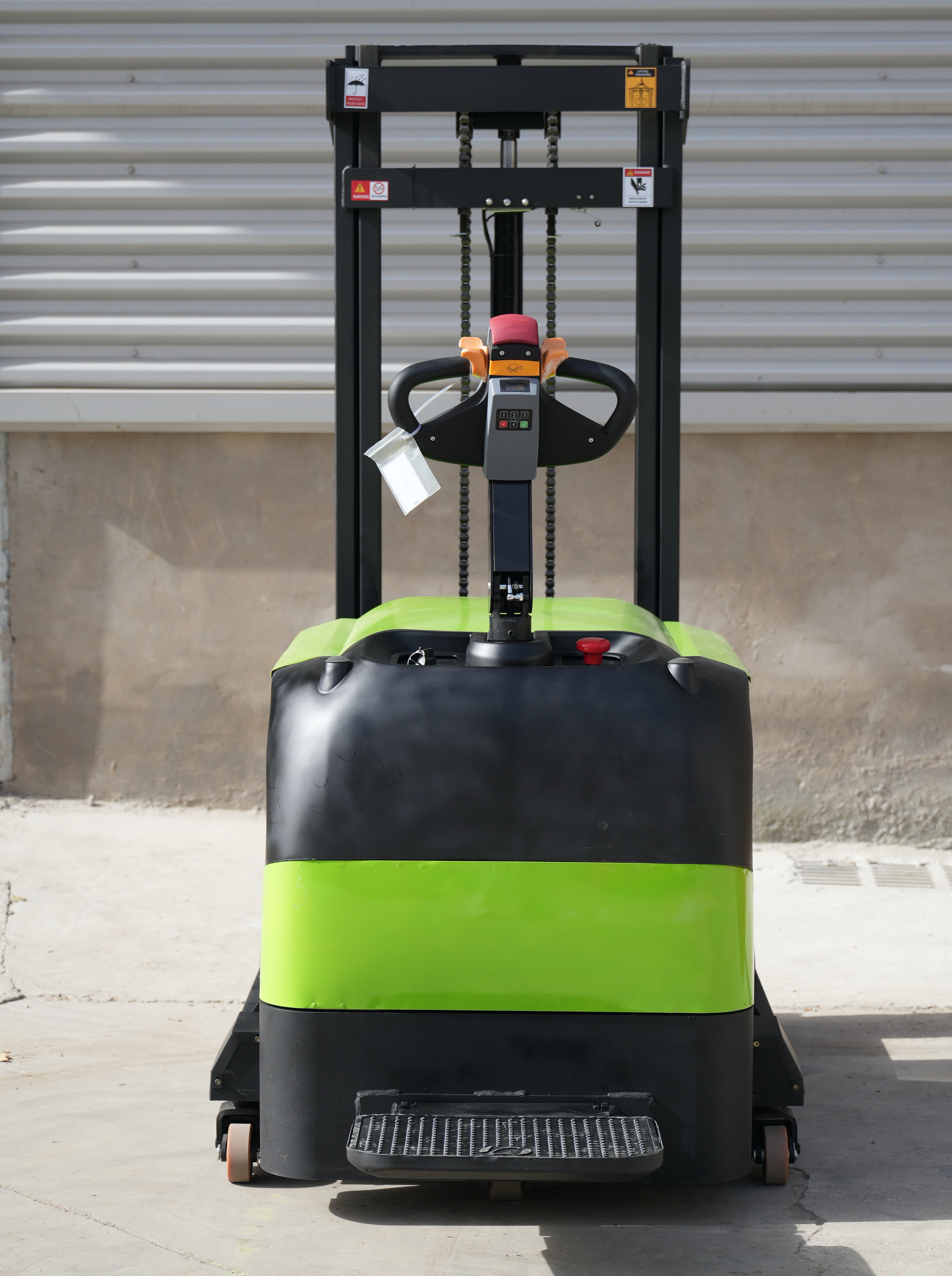 အထေက်မှုန်းမြင့် ဘက်ထရီ စီးတင်းစက် (Battery Stacking Machine) အသုံးပျော်မှုမြင့်မားရန်