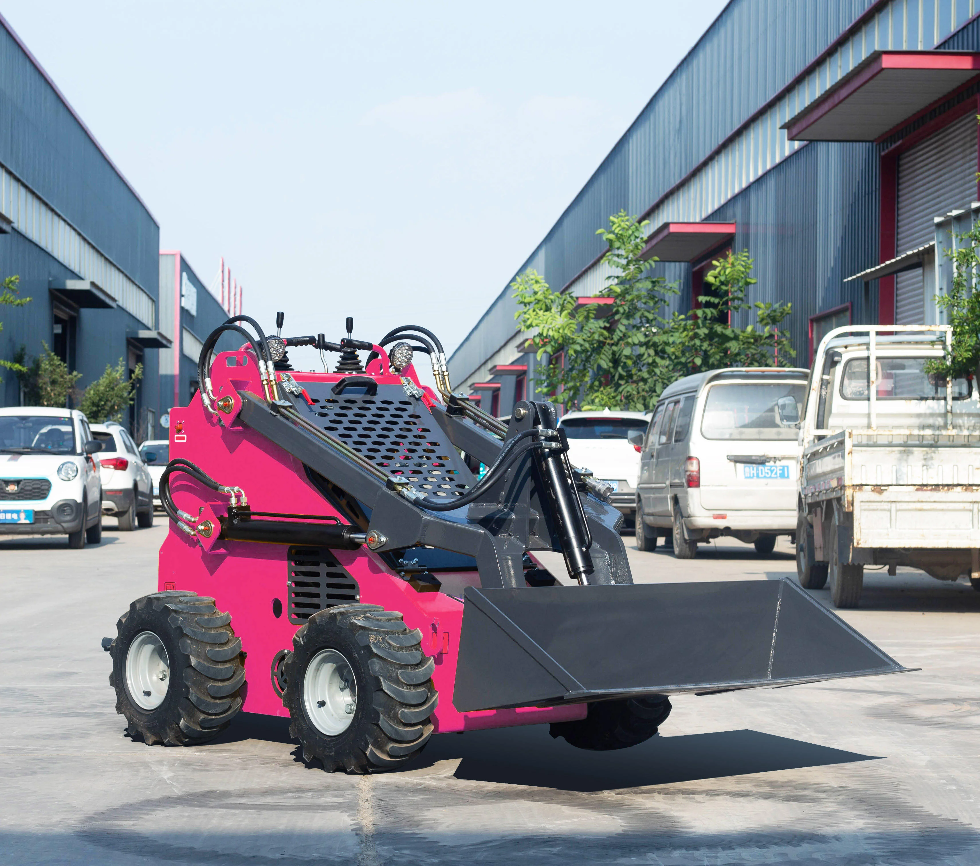 High-Performance Compact Skid Steer Loader for Global Markets