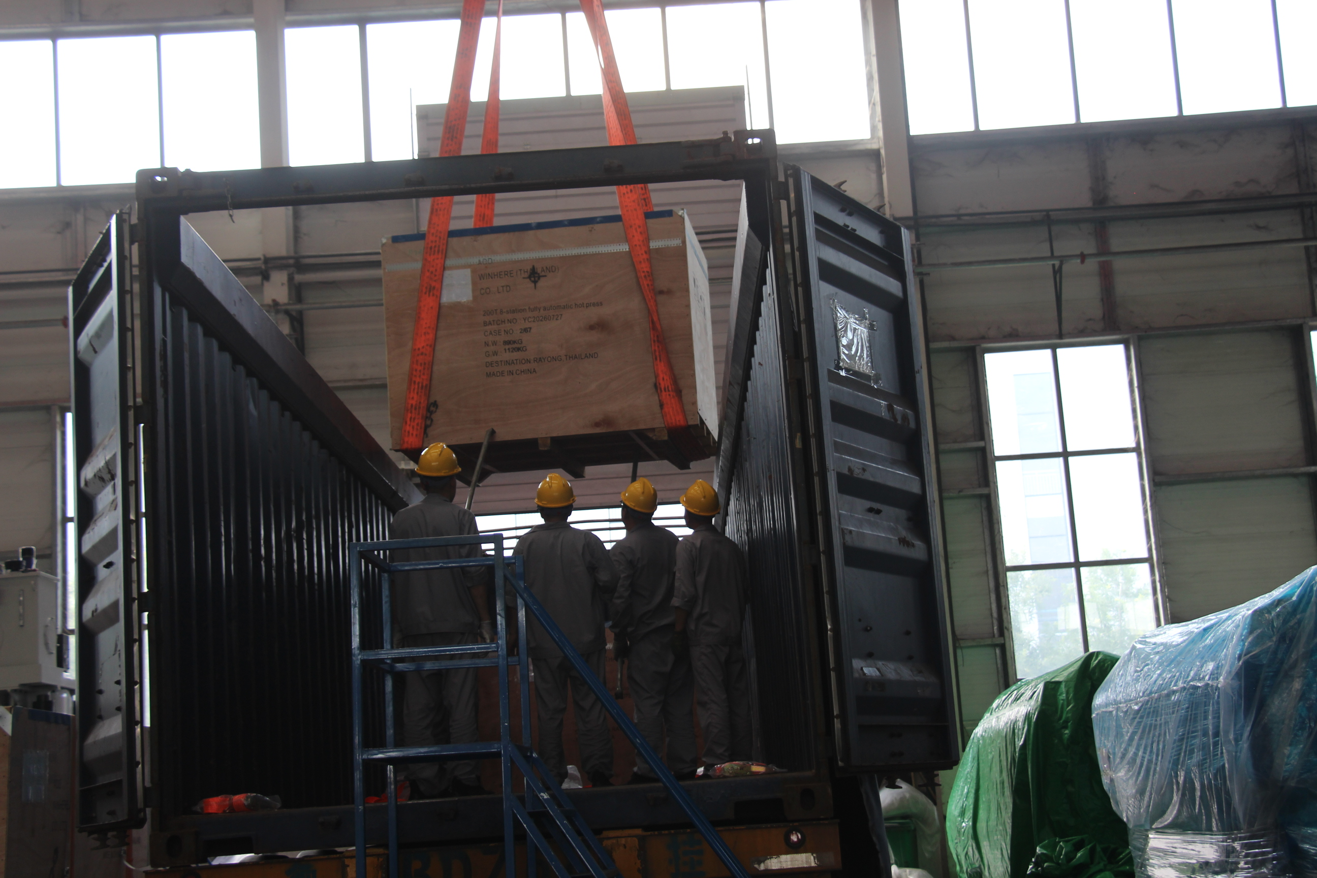 YueChuang Hydraulics' 200T 8-Station Fully Automatic Brake Pad Hot Press Sets Sail for Overseas, Successfully Delivered to WINHERE (Thailand) Co., Ltd.4.png