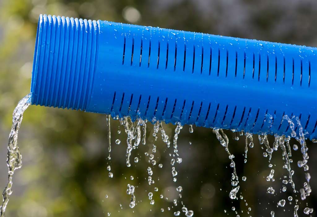 PVC-U Well Casing and Screen Pipe, Threaded Borehole Well Screen Pipe for Water Drilling