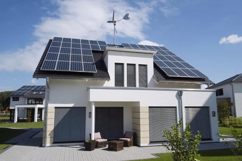 Comprehensive Grid PV System Solutions for Energy Independence
