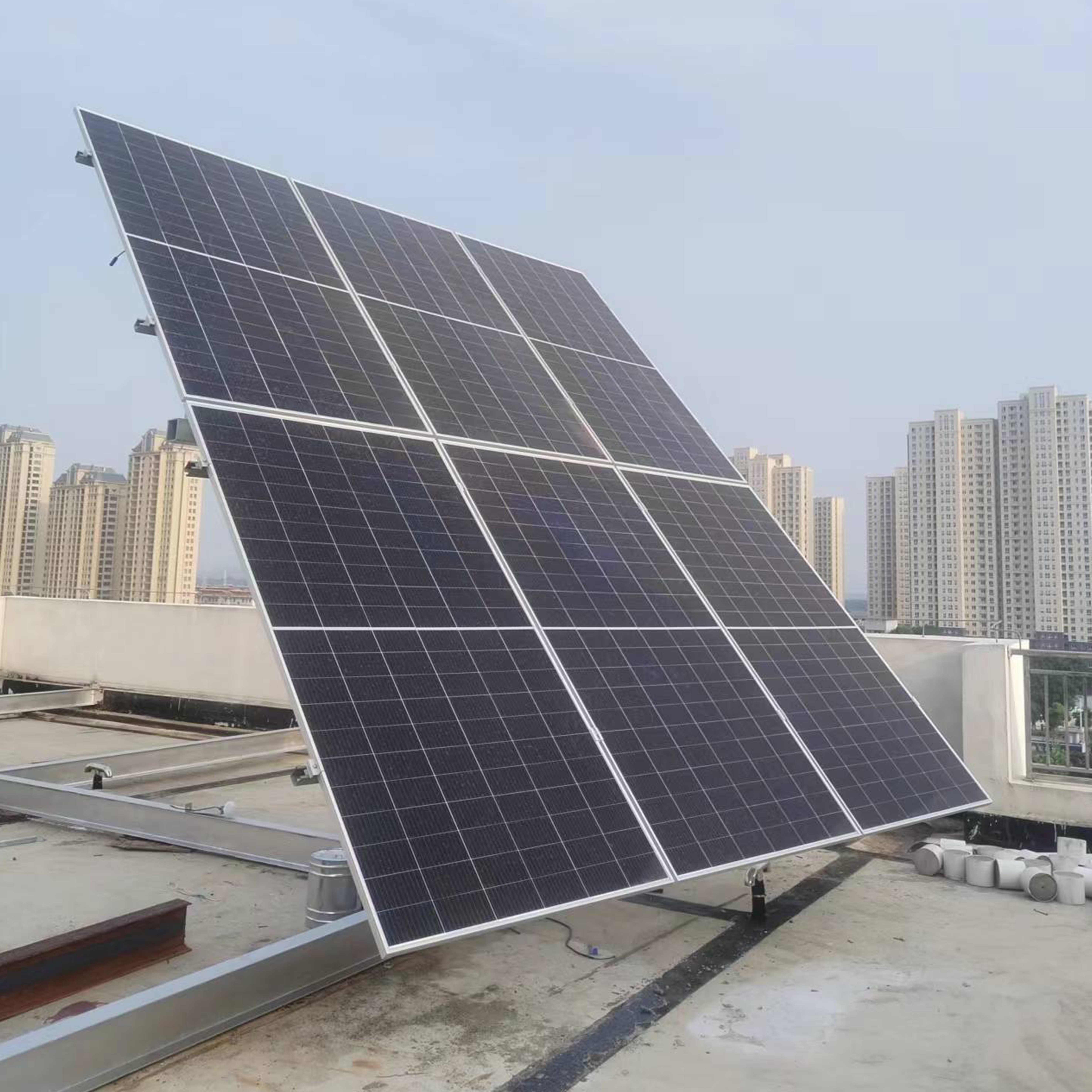 Enhance Energy Efficiency with Solar Panel Sun Tracking Systems