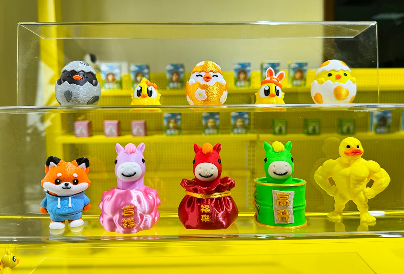 3D Printed Pop-Up Horse & Hatching Egg Fidget Toys
