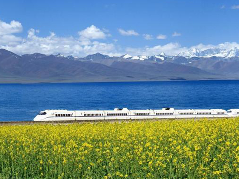 Linghein supported the construction of the Qinghai–Tibet Railway, providing clean and fresh air for passengers.