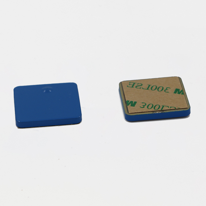 C6001 25 x 25 x 3 mm(L x W x T) Aline Higgs 3
